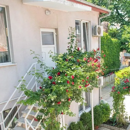 за гости Vendégház *